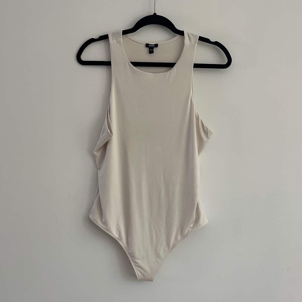 Express Cream Body Contour Top